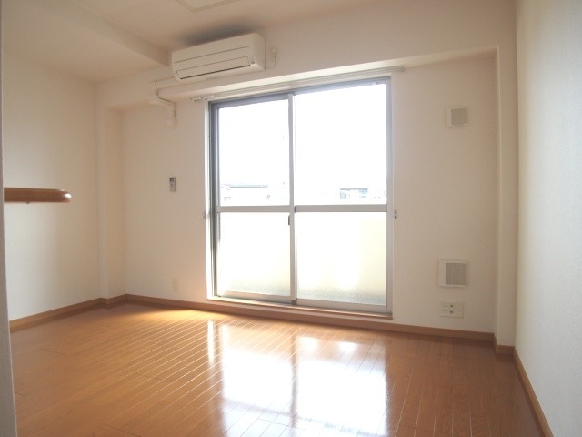 ��ʌ�����s��c�{�̃}���V�����̂��̑��ݔ�