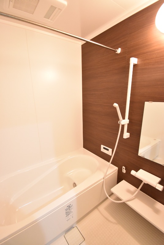 ��ʌ��������܎s�΋�厚����c�̃A�p�[�g�̃o�X