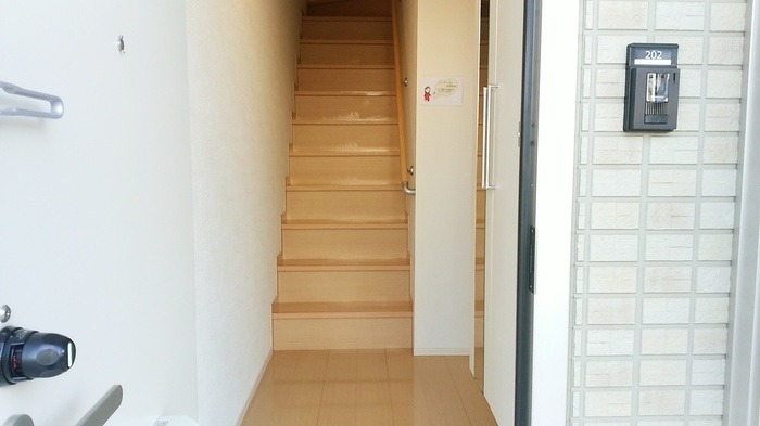 ��ʌ�����s����T���ڂ̃A�p�[�g�̌���