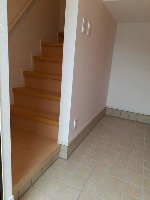 ��ʌ��������܎s�k��g�쒬�Q���ڂ̃A�p�[�g�̌���