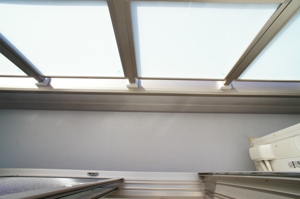 ��ʌ�����s����P���ڂ̃A�p�[�g�̃o���R�j�[