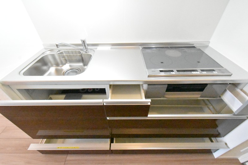 ��ʌ��������܎s���搼��{�R���ڂ̃A�p�[�g�̃L�b�`��