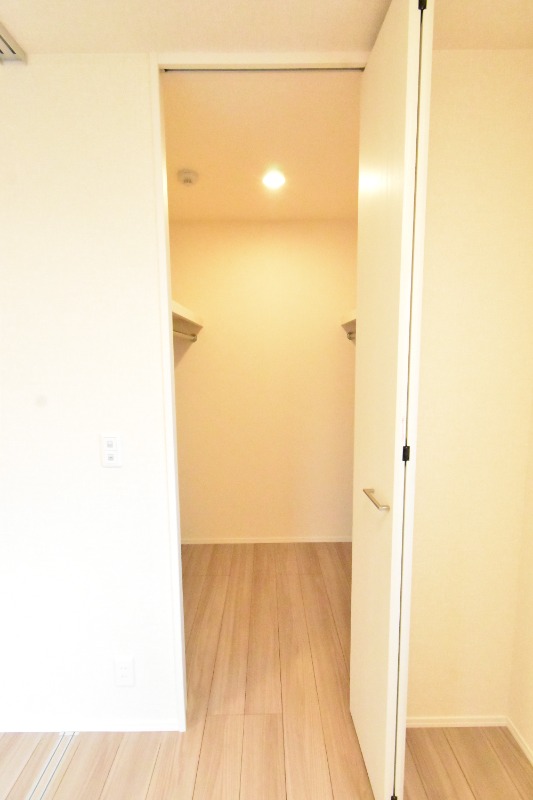 ��ʌ��������܎s���搼��{�R���ڂ̃A�p�[�g�̎��[