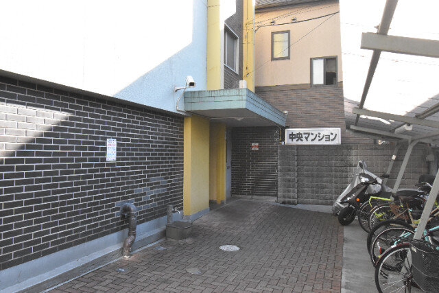 ��ʌ��n�s�����R���ڂ̃}���V�����̃G���g�����X