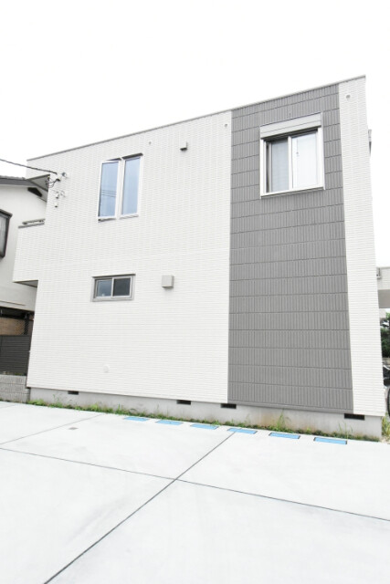 ��ʌ��������܎s��{��x�̓����R���ڂ̃}���V�����̌����O��