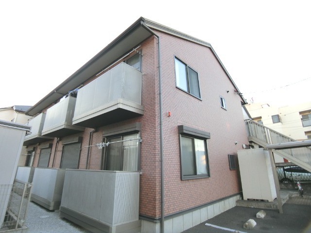 ��ʌ��z�J�s�ԎR���T���ڂ̃A�p�[�g�̌����O��