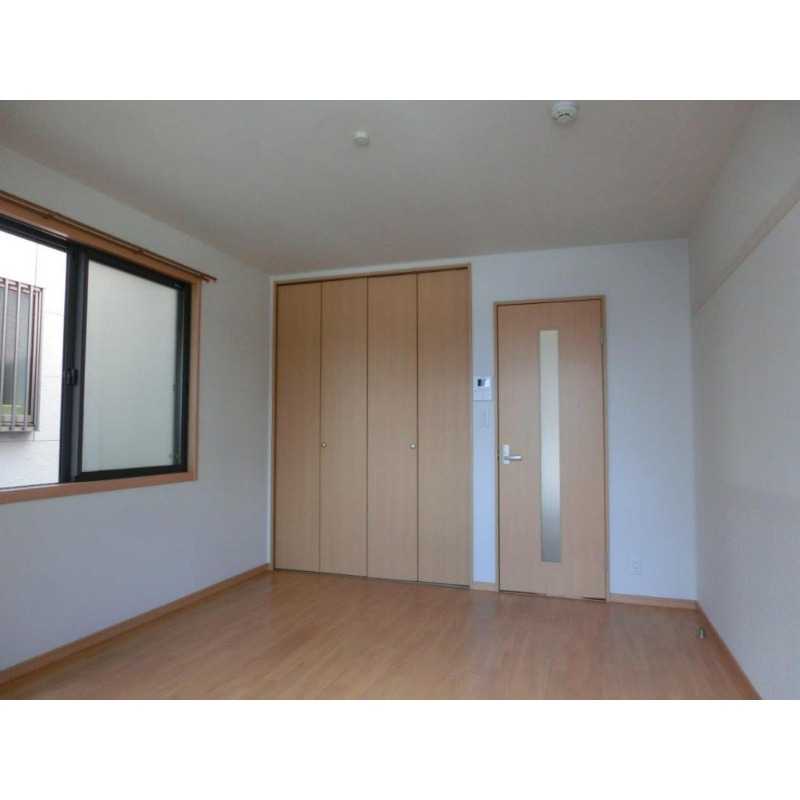 ��ʌ��z�J�s�ԎR���T���ڂ̃A�p�[�g�̂��̑������E�X�y�[�X