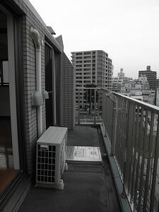 ��ʌ��������܎s�Y�a�捂���R���ڂ̃}���V�����̃o���R�j�[