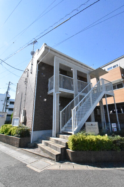 ��ʌ��������܎s����厚�w��̃A�p�[�g�̌����O��