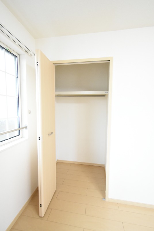 ��ʌ������s��ʖ�̃A�p�[�g�̎��[