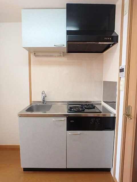 ��ʌ��������܎s��{��g�~���Q���ڂ̃}���V�����̃L�b�`��