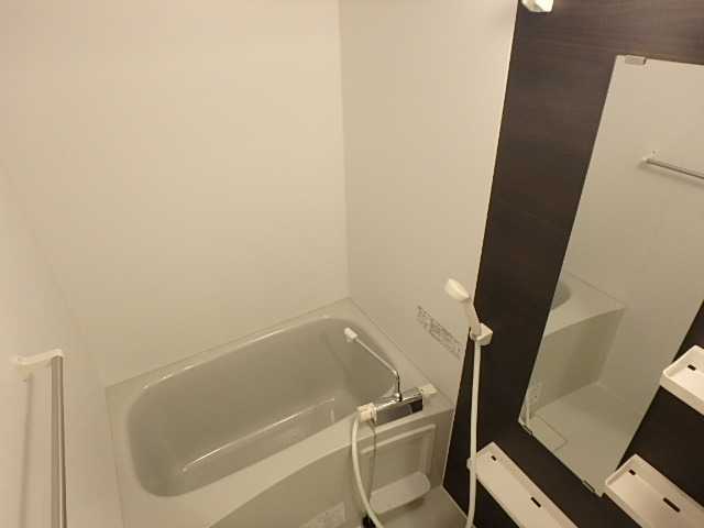 ��ʌ��������܎s��{����ؒ��S���ڂ̃}���V�����̃o�X