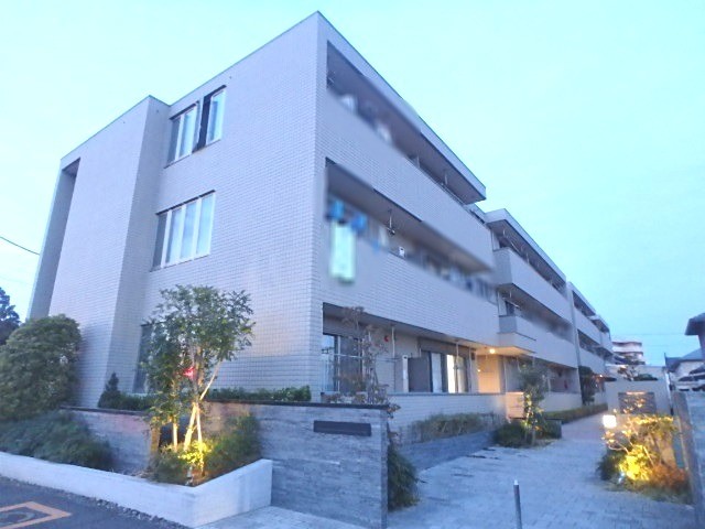 ��ʌ��������܎s�������J�Q���ڂ̃}���V�����̌����O��