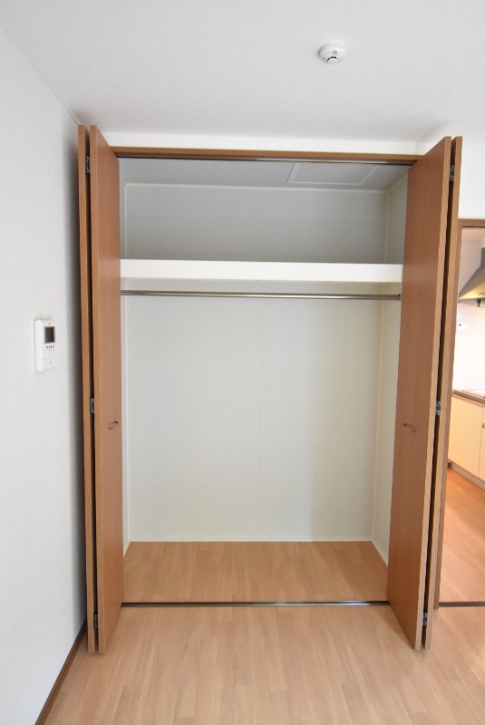 ��ʌ��������܎s��{��y�蒬�Q���ڂ̃A�p�[�g�̎��[