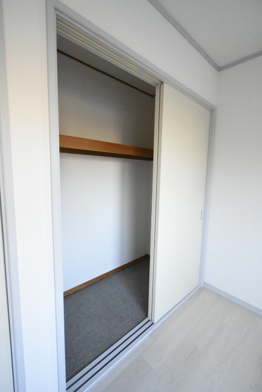 ��ʌ�����s�厚�����̃e���X�n�E�X�̎��[