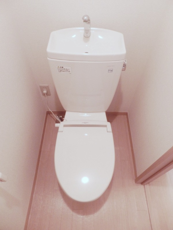 ��ʌ��������܎s�k��y�C���P���ڂ̃A�p�[�g�̃g�C��