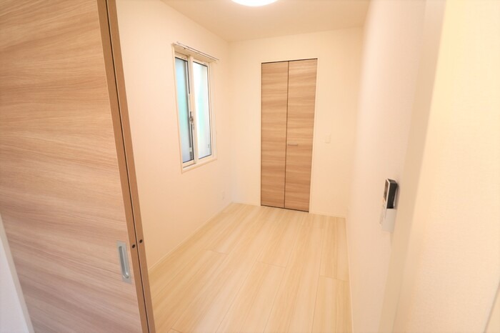 ��ʌ��z�J�s�����c���̃A�p�[�g�̂��̑������E�X�y�[�X