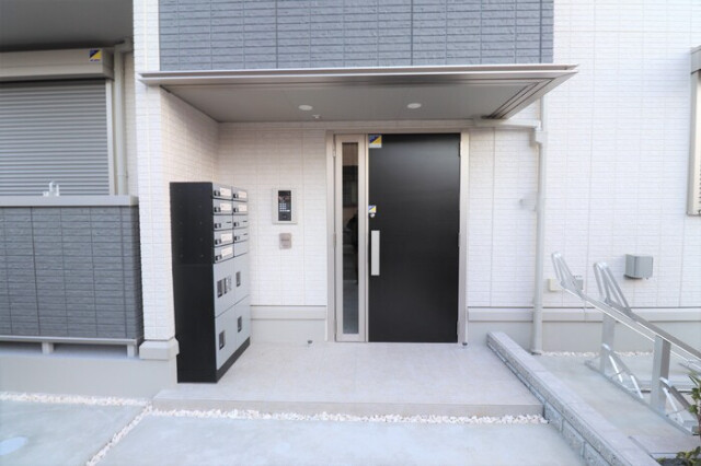 ��ʌ��z�J�s�����c���̃A�p�[�g�̃G���g�����X