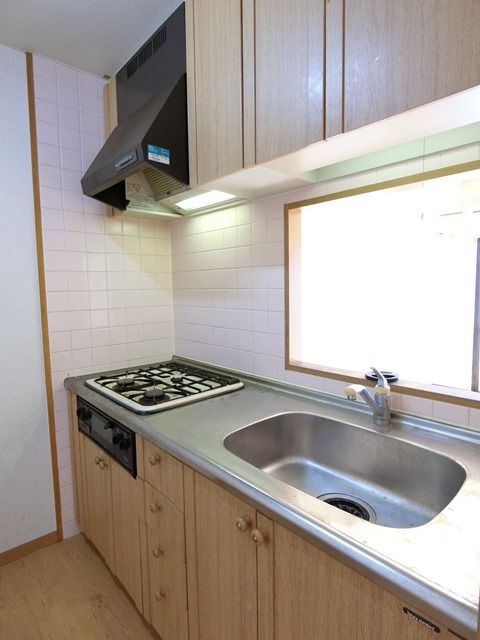 ��ʌ��������܎s�����擌��{�T���ڂ̃}���V�����̃L�b�`��