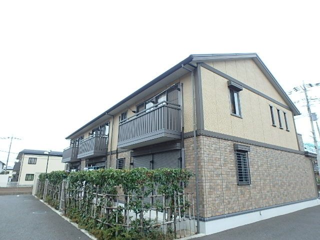 ʌ܎s{OS374̃Ap[ǧO