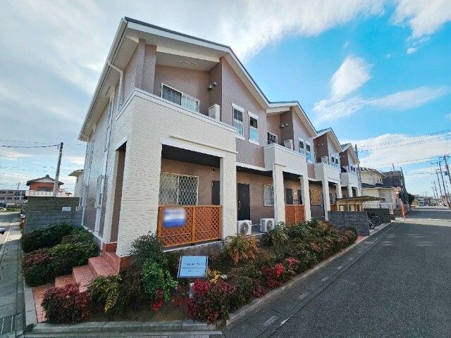 ��ʌ��k�����S�ɓޒ������j�R����23�̃A�p�[�g�̌����O��