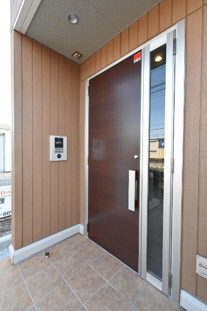 ��ʌ��������܎s�������a�c���Q���ڂ̃A�p�[�g�̃G���g�����X