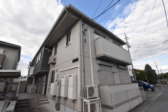 ��ʌ��������܎s�΋擹�c�y�Q���ڂ̃A�p�[�g�̌����O��