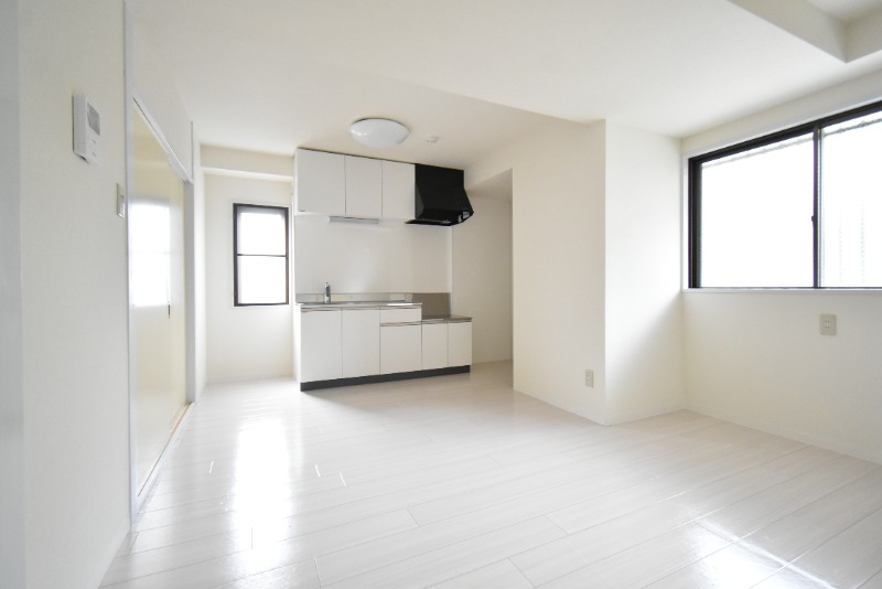 ��ʌ��������܎s��{��O���P���ڂ̃}���V�����̋��ԁE���r���O