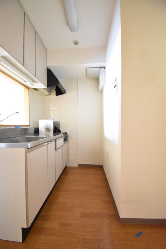 ��ʌ������s�����R���ڂ̃}���V�����̃L�b�`��