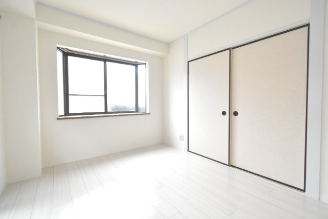 ��ʌ��������܎s��{��O���P���ڂ̃}���V�����̐Q��