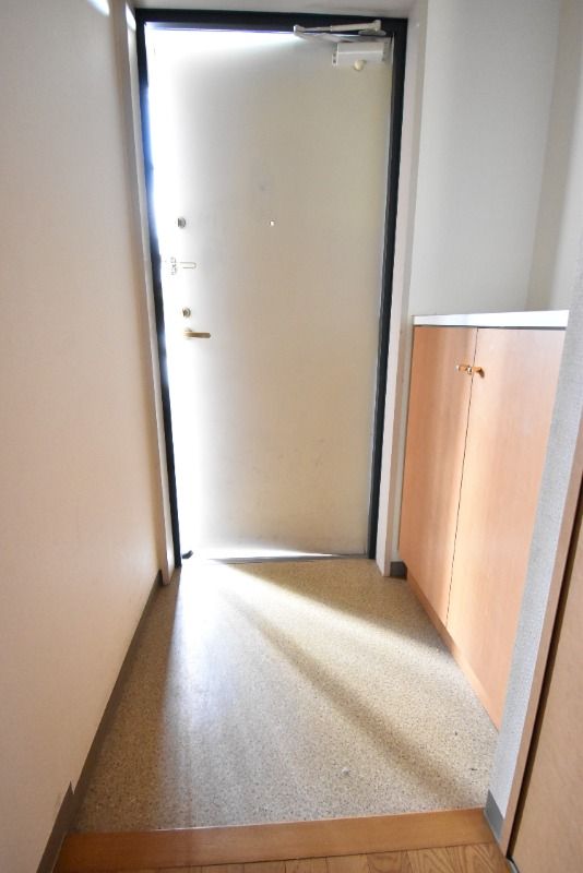 ��ʌ������s�����R���ڂ̃}���V�����̌���