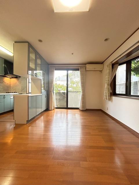 ��ʌ��������܎s�k��~�͒��̈�ˌ��Ă̋����E���r���O