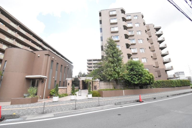 ��ʌ��z�J�s��z�J�Q���ڂ̃}���V�����̌����O��