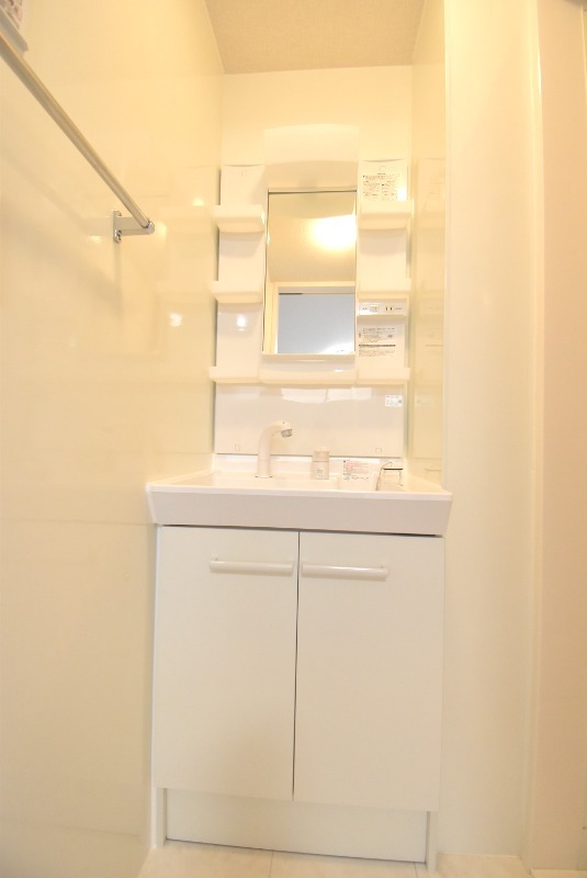 ��ʌ��������܎s��{��听���Q���ڂ̃A�p�[�g�̐��ʏ�