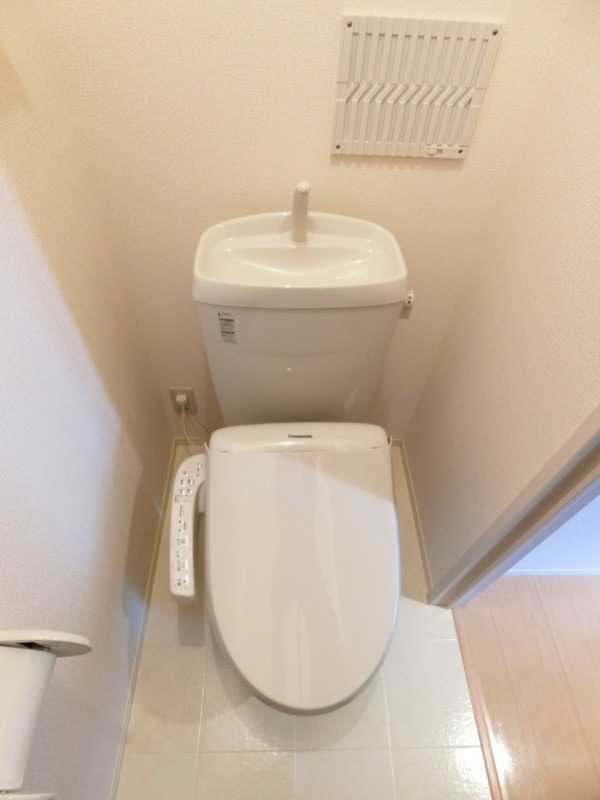 ��ʌ��������܎s�k��{�����Q���ڂ̃A�p�[�g�̃g�C��