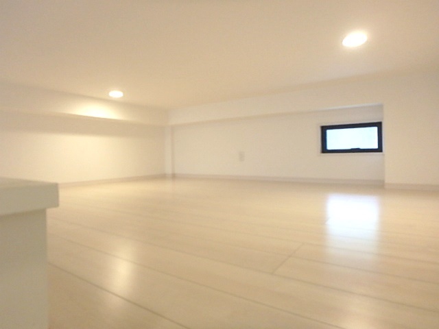 ��ʌ��������܎s�k�捡�H���̃A�p�[�g�̂��̑������E�X�y�[�X