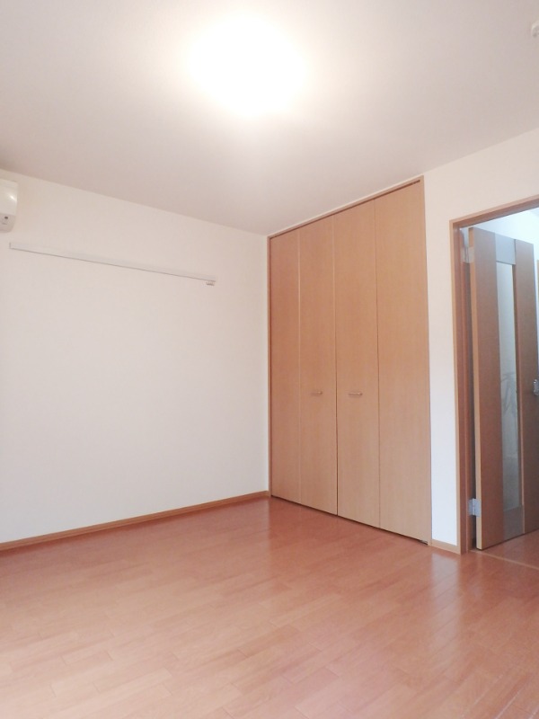 ��ʌ��������܎s�������J�R���ڂ̃}���V�����̂��̑������E�X�y�[�X