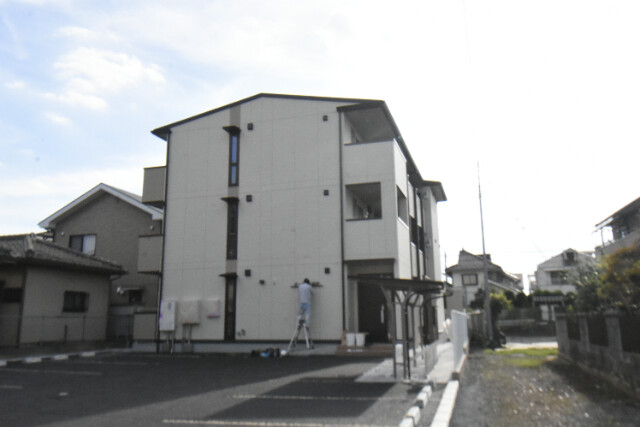 ��ʌ�����s�����P���ڂ̃A�p�[�g�̌����O��