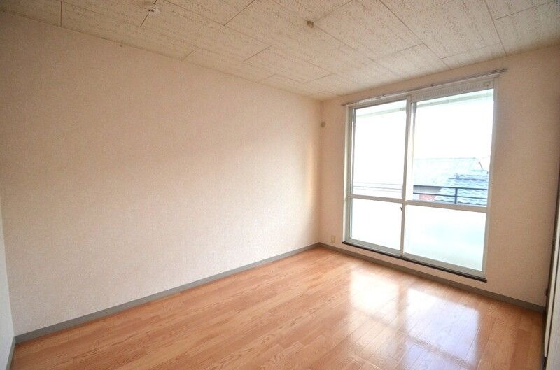 ��ʌ��������܎s��{��O���P���ڂ̃A�p�[�g�̋��ԁE���r���O