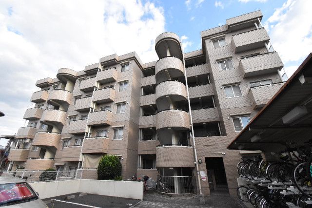 ��ʌ��������܎s�΋擌�Y�a�Q����10-1�̃}���V�����̌����O��