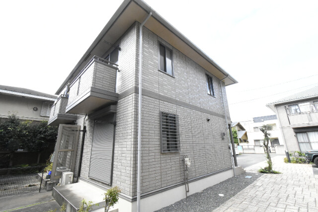 ��ʌ��������܎s�k��{�����Q���ڂ̃e���X�n�E�X�̌����O��