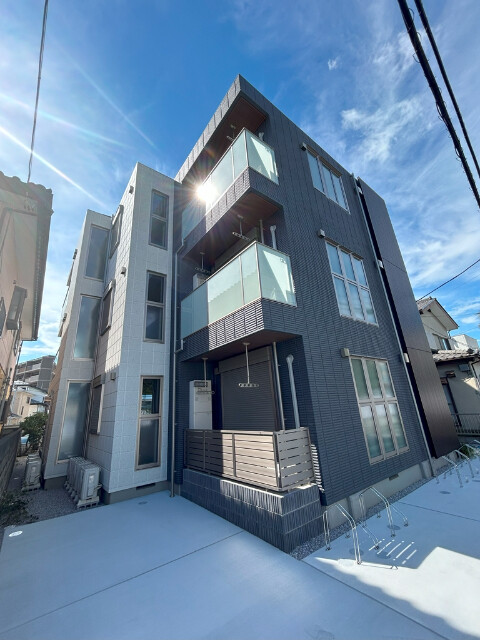 ��ʌ��������܎s������㗎���S���ڂ̃}���V�����̌����O��