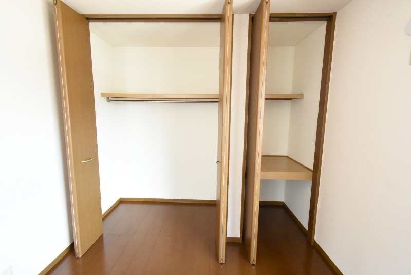 ��ʌ��������܎s�k��{�����Q���ڂ̃e���X�n�E�X�̂��̑�