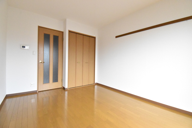 ��ʌ��z�J�s�{�{���R���ڂ̃}���V�����̋��ԁE���r���O