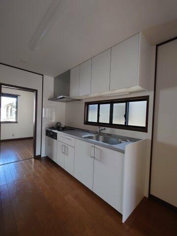 ��ʌ��������܎s�k��A�|���P���ڂ̈�ˌ��ẴL�b�`��