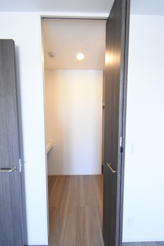 ��ʌ��������܎s����厚�w��̃A�p�[�g�̂��̑������E�X�y�[�X