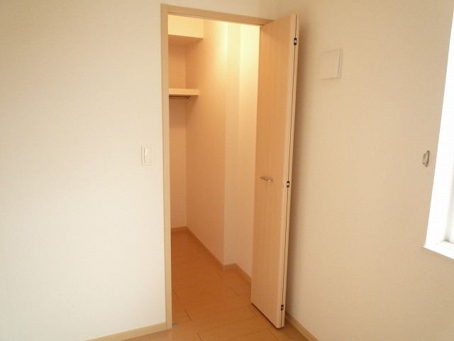 ��ʌ�����s�厚�n�����̃A�p�[�g�̎��[