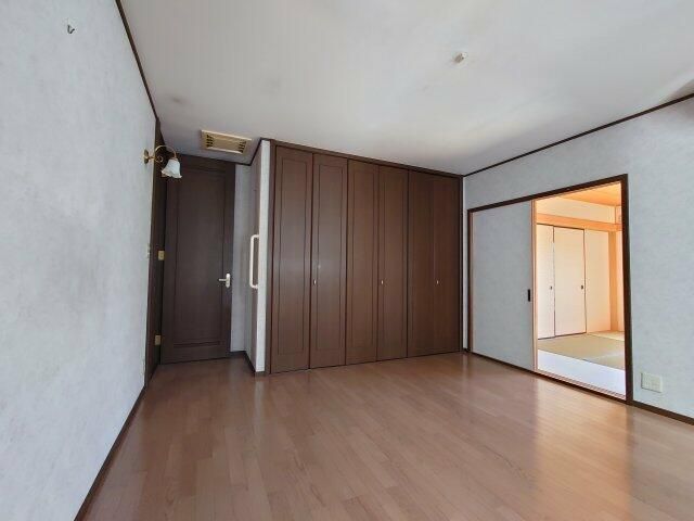 ��ʌ��������܎s�k��A�|���P���ڂ̈�ˌ��Ă̎��[