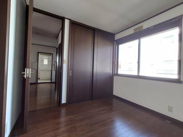 ��ʌ��������܎s�k��A�|���P���ڂ̈�ˌ��Ă̎��[