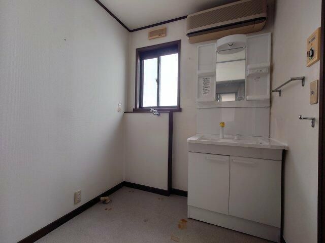 ��ʌ��������܎s�k��A�|���P���ڂ̈�ˌ��Ă̐��ʏ�